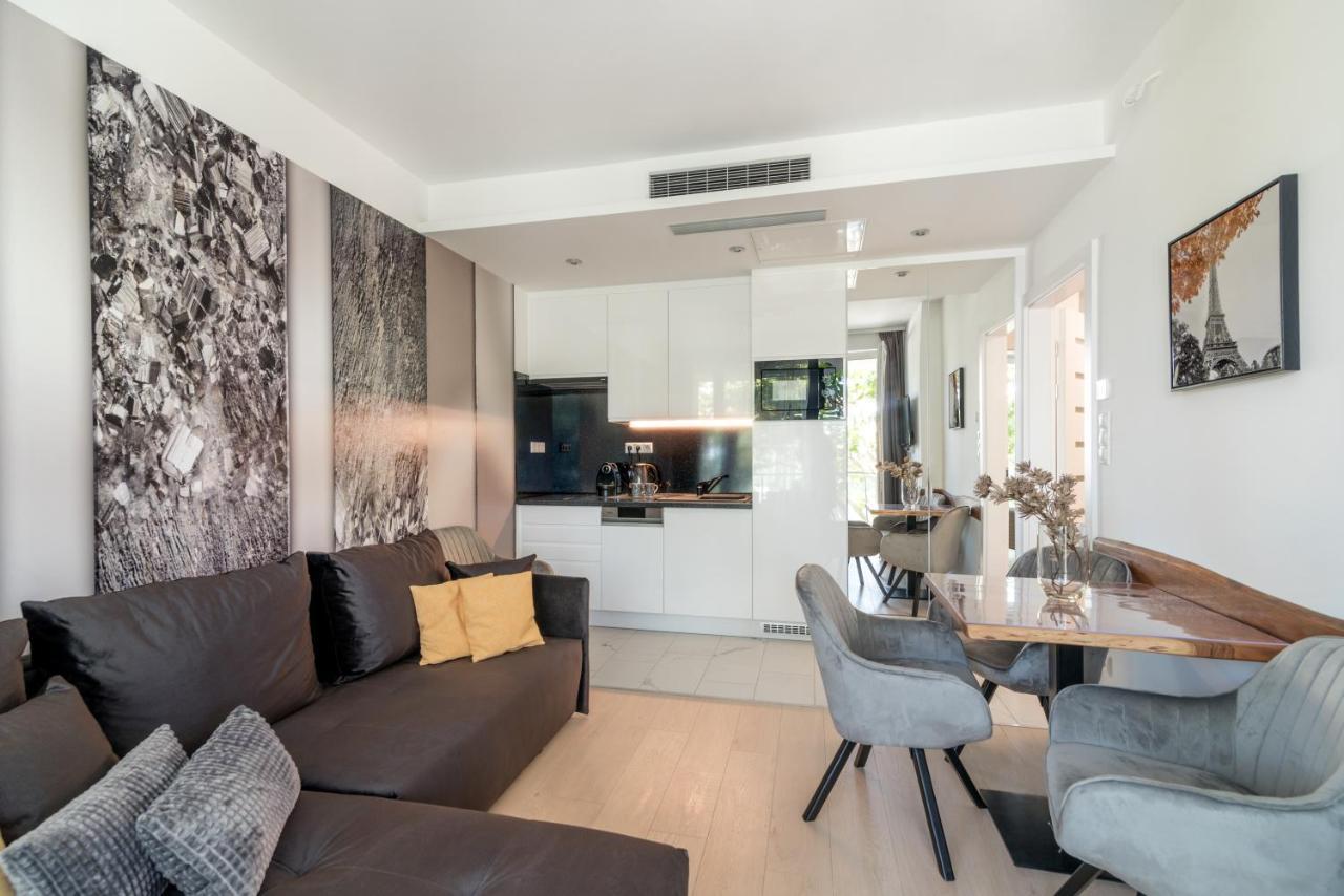 Spa Residence Carbona Heviz Apartments Kakadu 203 A المظهر الخارجي الصورة
